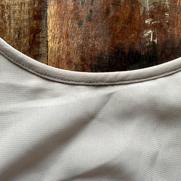 Wilfred Aritzia Fleurette Romper Jumpsuit in Pale Sandy Beige. Size Small - Picture 8 of 8